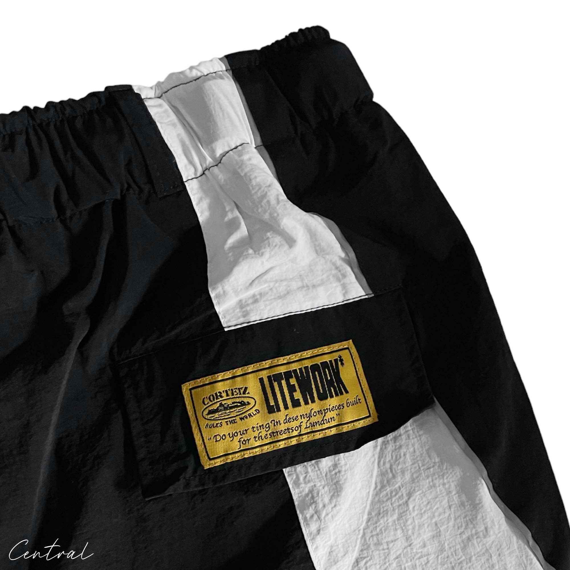 Corteiz Spring Shorts Black-White