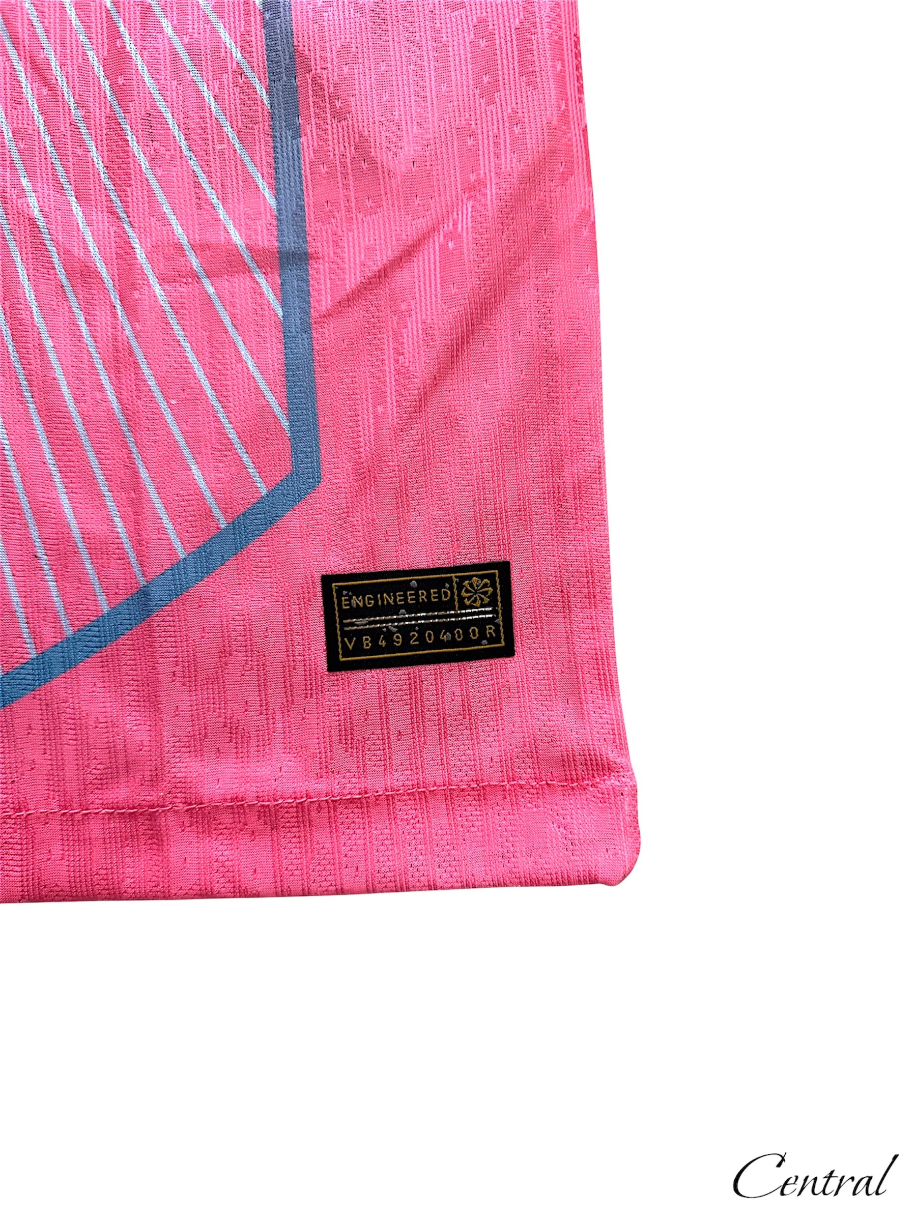 Barcelona 25/26
Special Edition Pink Kit (Player Version)