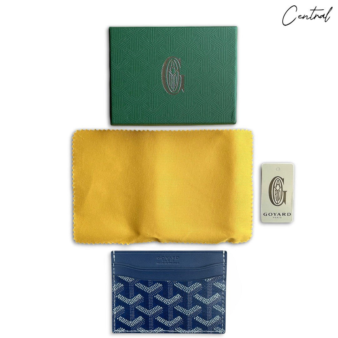 Goyard Classic Royal Blue card holder with signature pattern and sleek design, showcasing its premium craftsmanship.