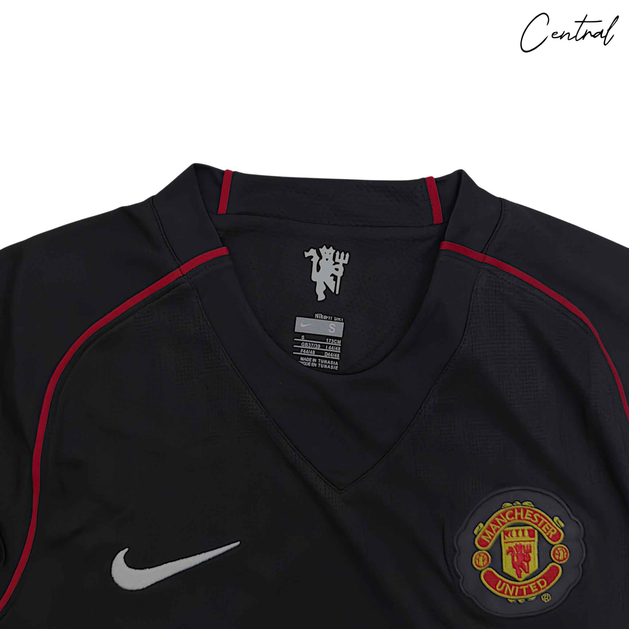 2007-08 Manchester United long-sleeve away shirt by Central Ae in classic red with white detailing.