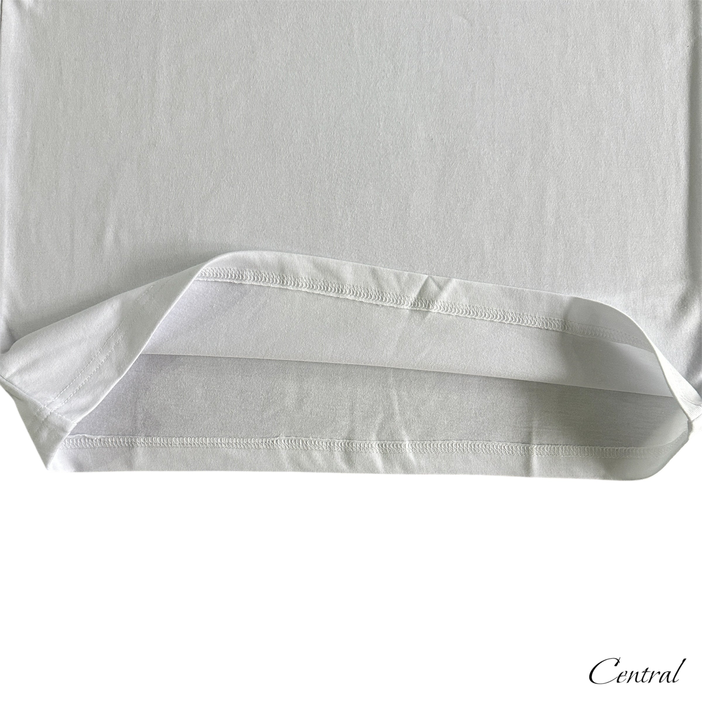 Syna World Ice Tee in white and blue with a modern design and comfortable fit displayed on a plain background.