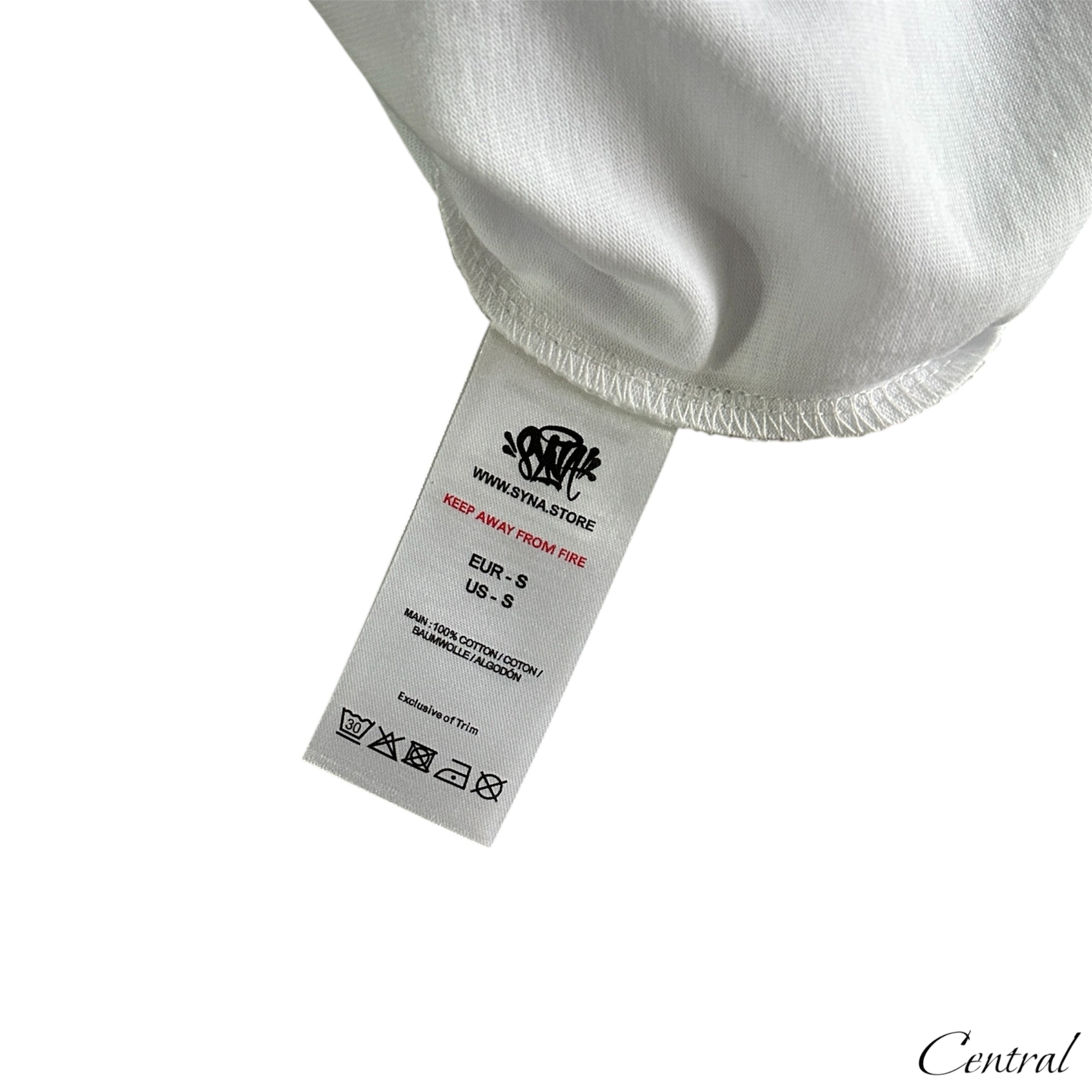 Syna World Ice Tee in white and blue featuring a stylish design and comfortable fit.