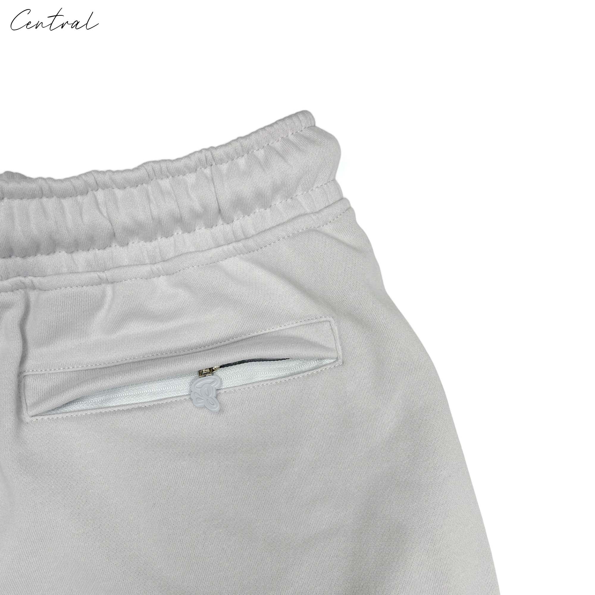 Gray and pink Syna World short set featuring a stylish T-shirt and matching shorts by Closed.