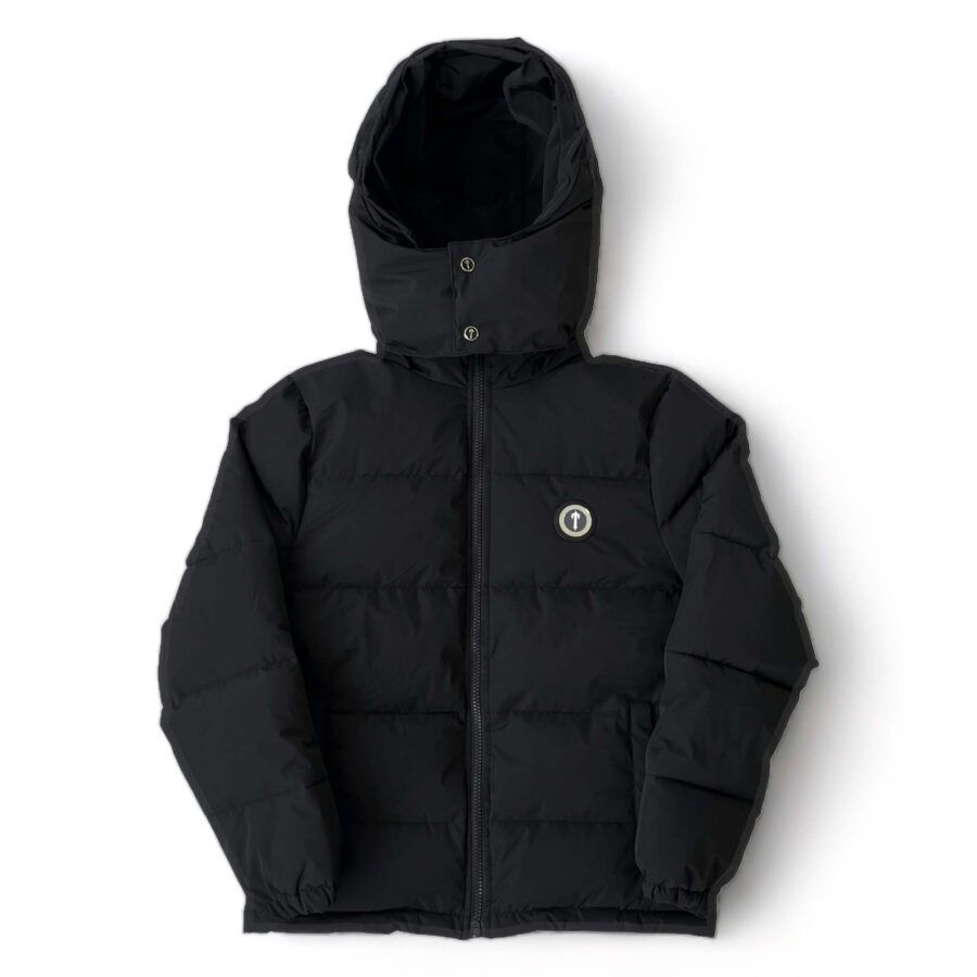 Trapstar Irongate black detachable hooded puffer jacket with a sleek design and warm puffer material.