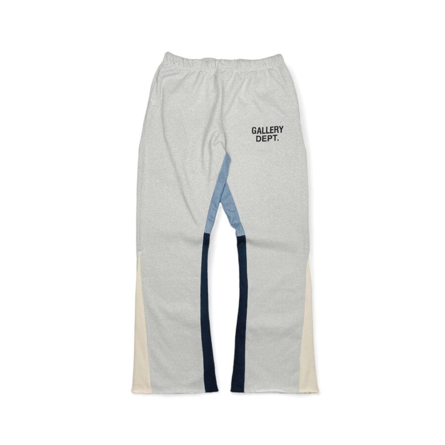 Gallery Dept flared sweatpants in soft fabric with a relaxed fit, featuring a wide leg and subtle branding details.
