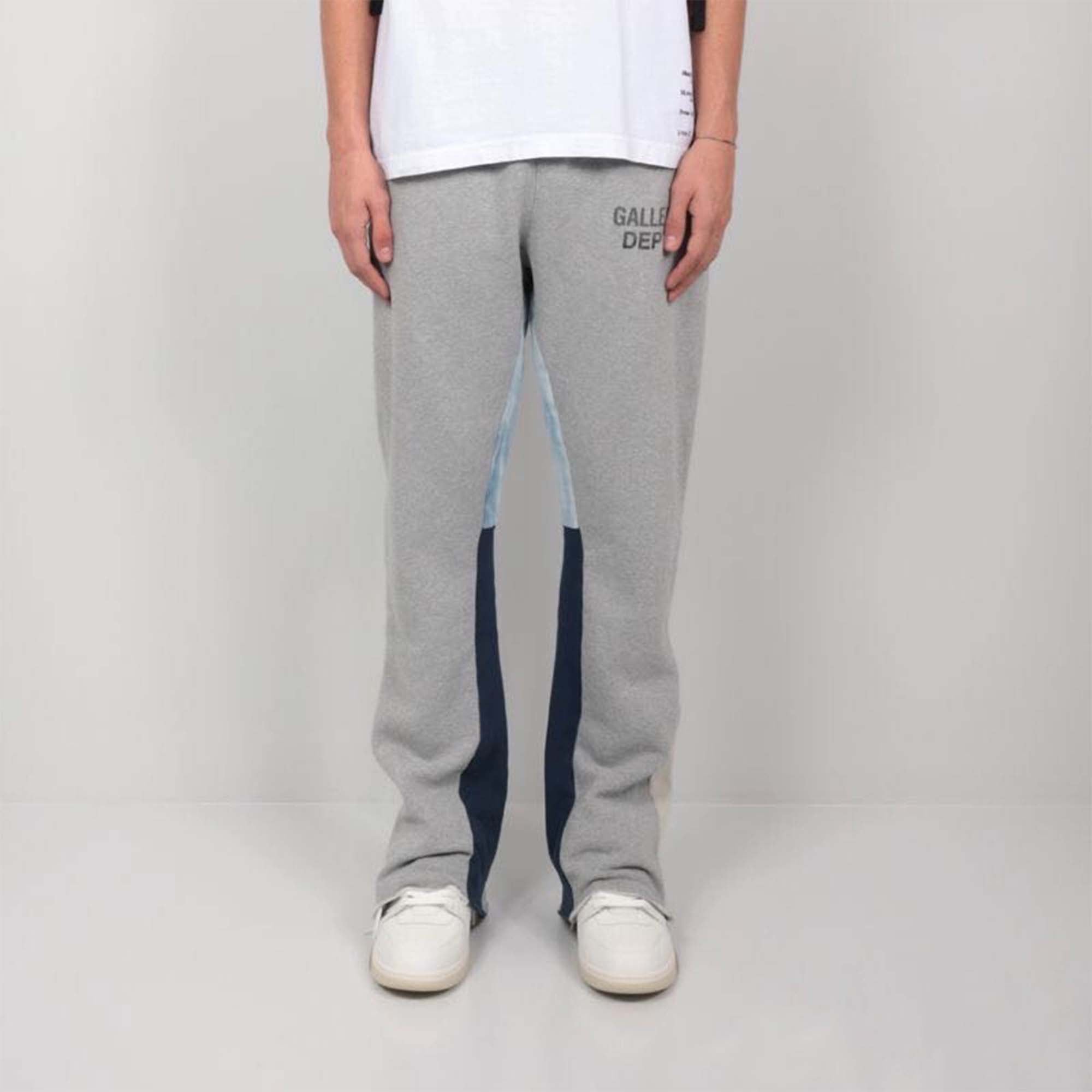 Gallery Dept flared sweatpants in soft fabric with a relaxed fit and stylish design, perfect for casual wear.