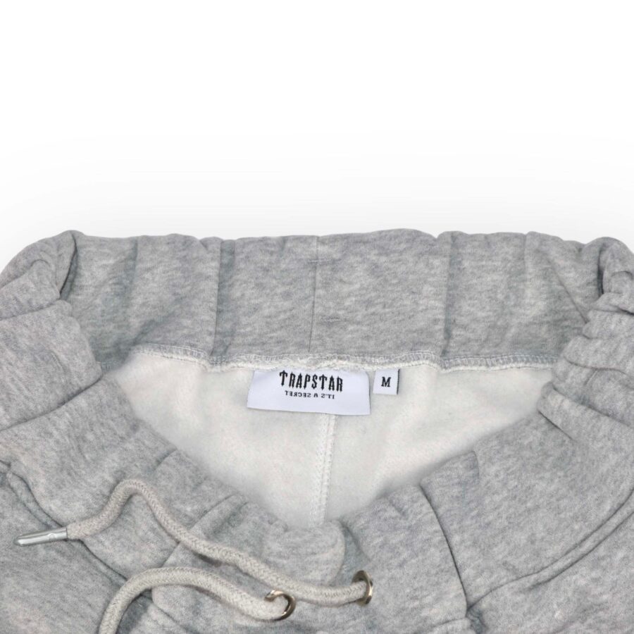 Trapstar Shooters shorts set featuring a stylish t-shirt and matching shorts in a vibrant design.