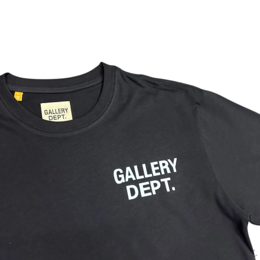 Gallery Dept. Souvenir Tshirt - Black