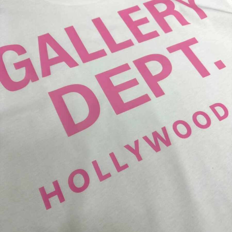 Gallery Dept. Souvenir Tshirt - White/Pink