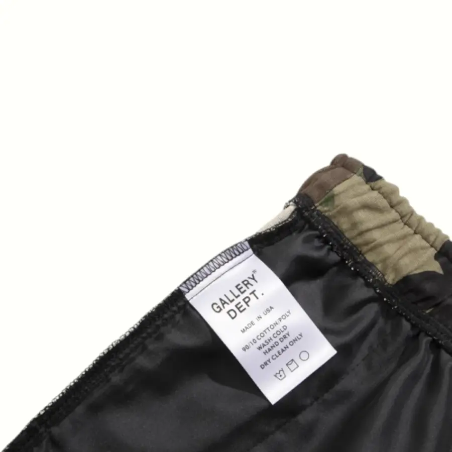 Gallery Dept. camouflage shorts