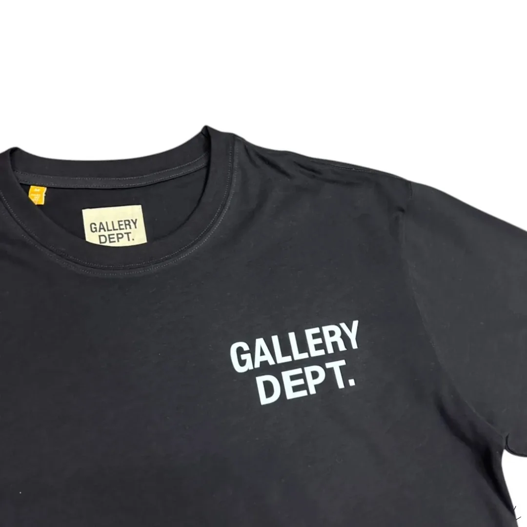 Gallery Dept. Souvenir Tshirt - Black