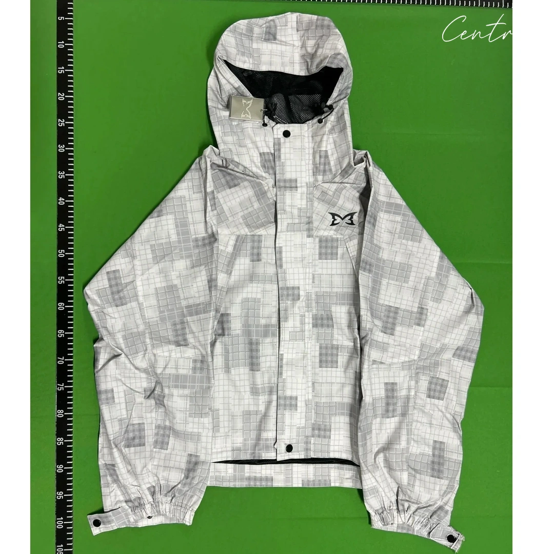 Mertra Hoodie - white
