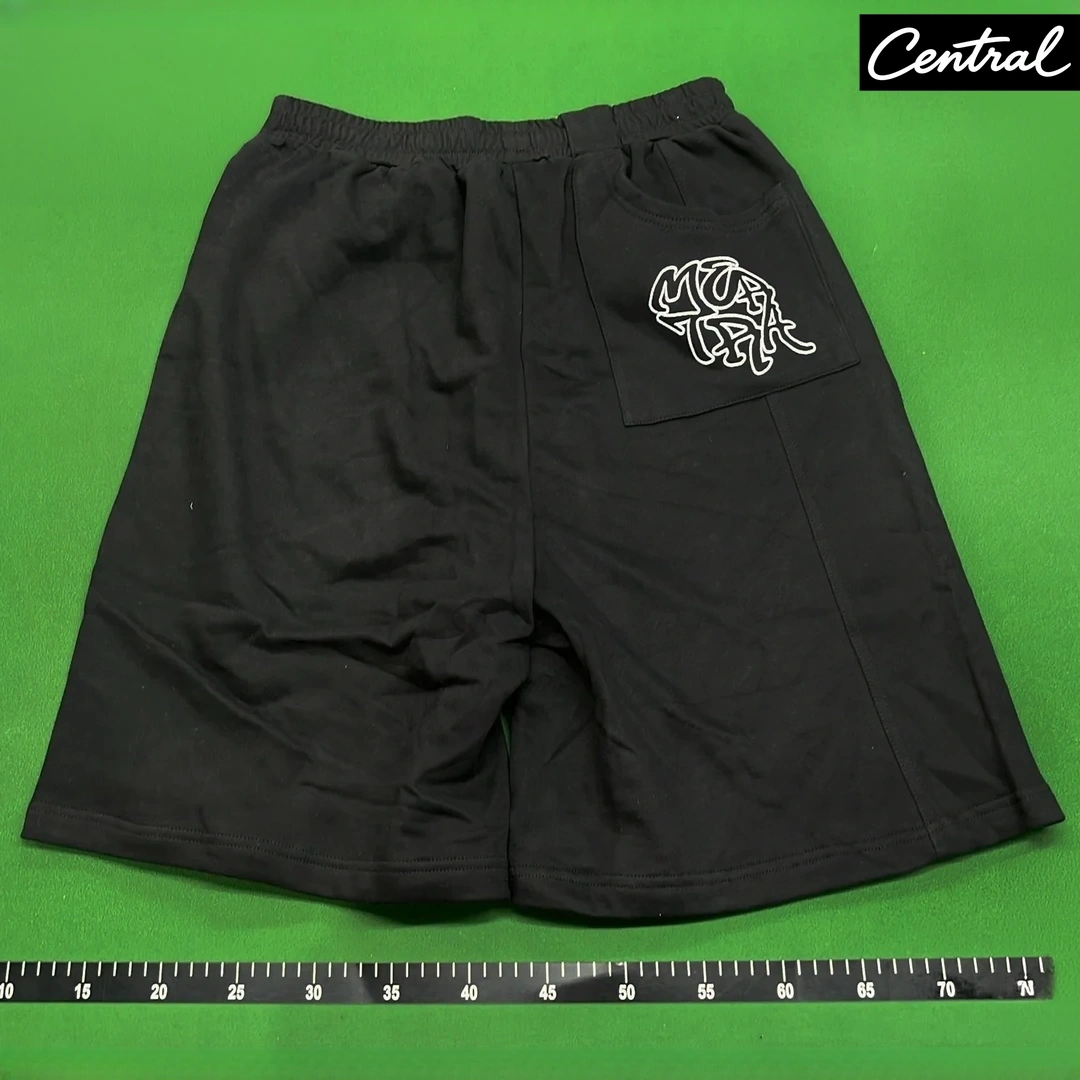 Mertra Short - Shorts Black and white