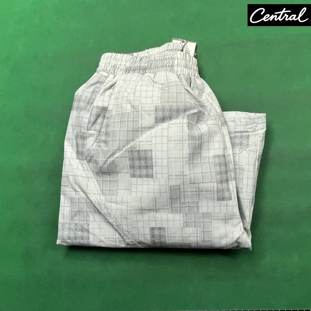 Mertra Short - Grid Shorts