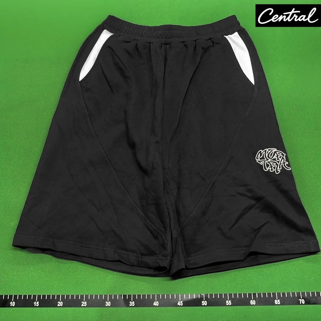 Mertra Short - Shorts Black and white