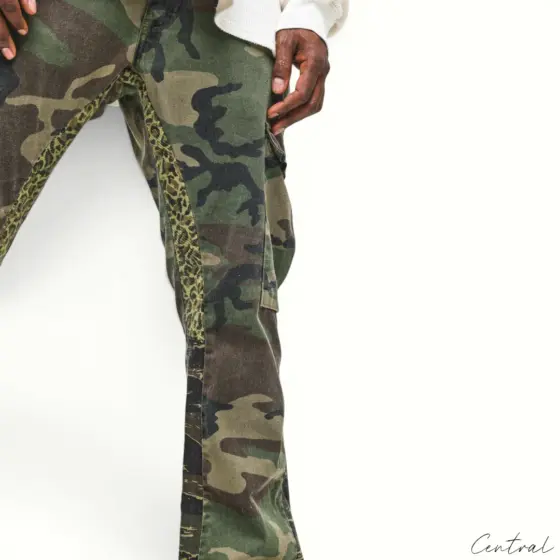 Gallery Dept. LA Camo Flare Pants – Camo
