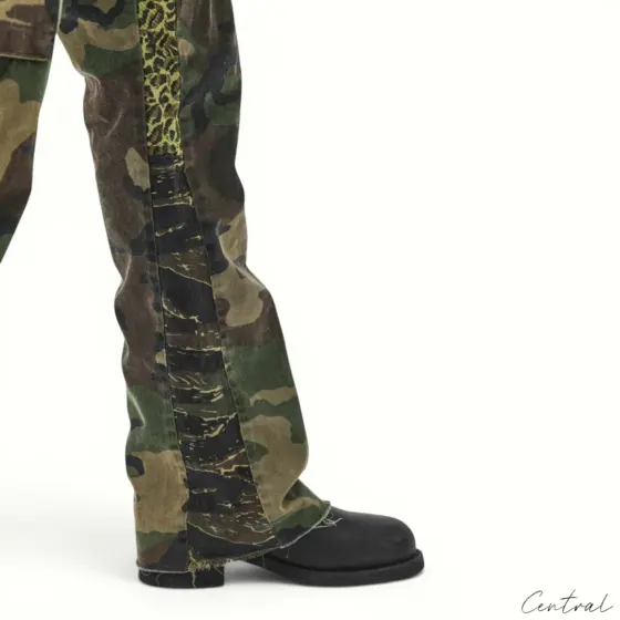 Gallery Dept. LA Camo Flare Pants – Camo