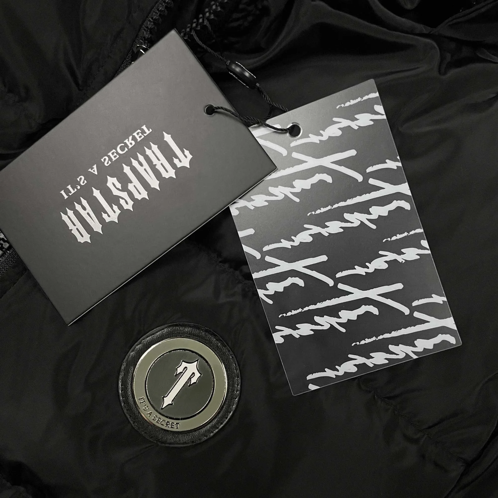 Trapstar Irongate Detachable Hooded Puffer Jacket 'Black'