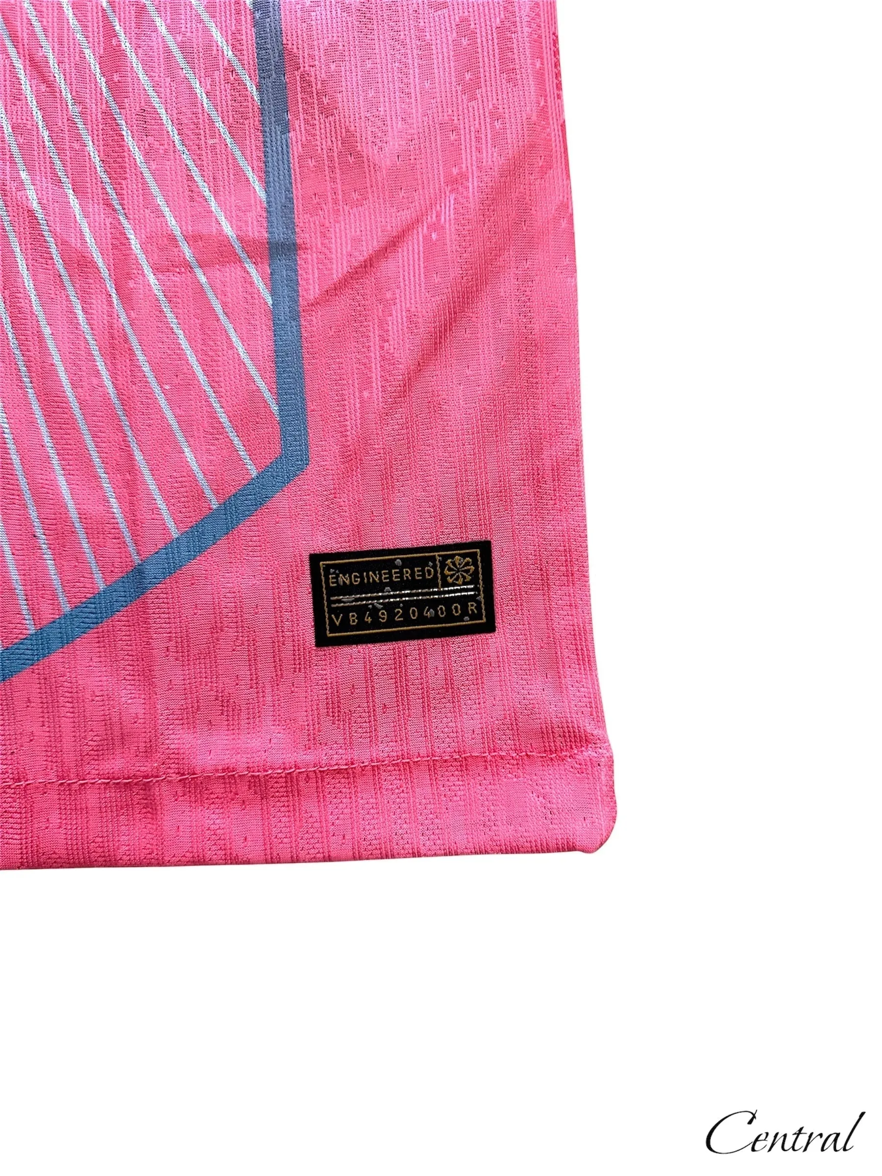 Barcelona 25/26 Special Edition Pink Kit (Player Version)