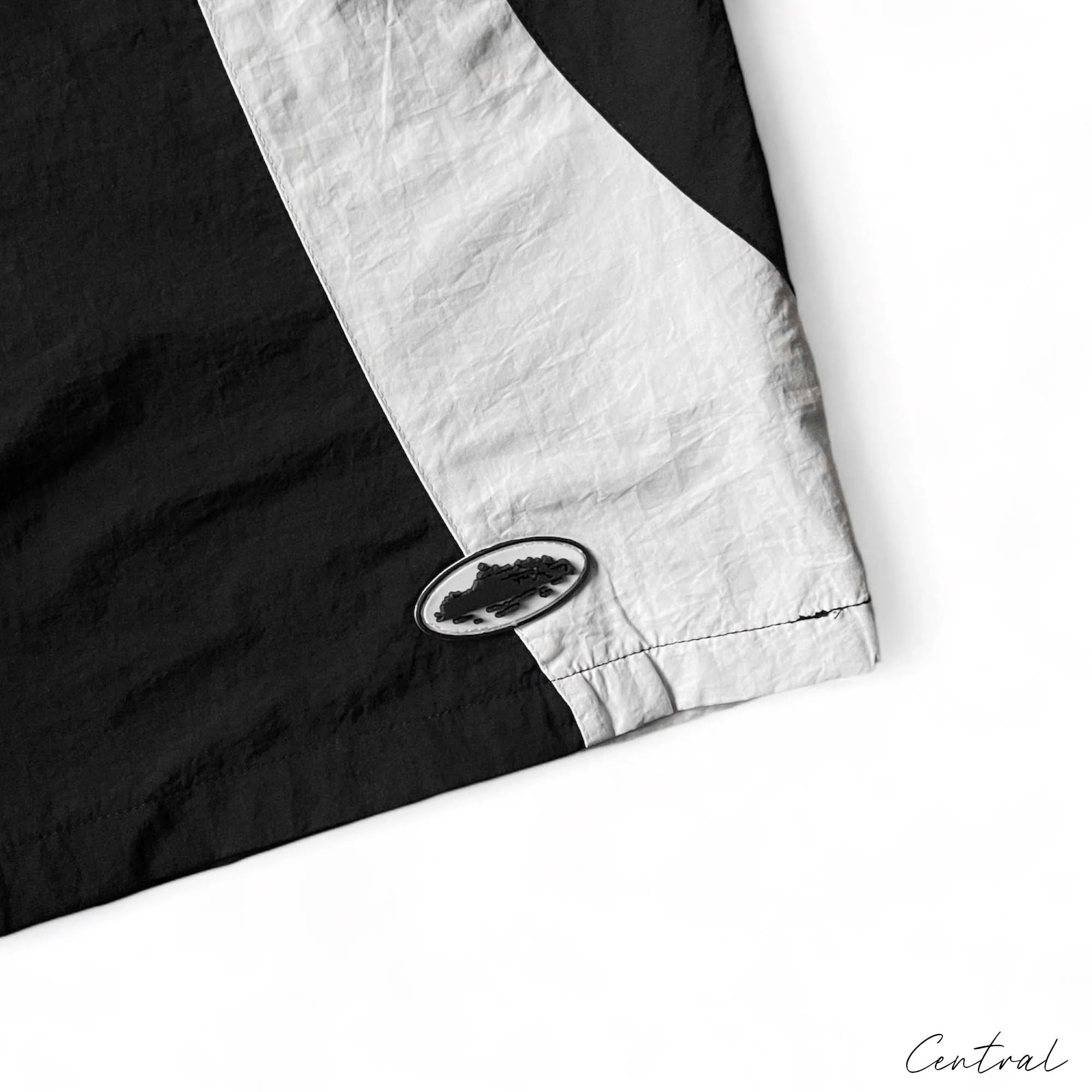Corteiz Spring Shorts Black-White