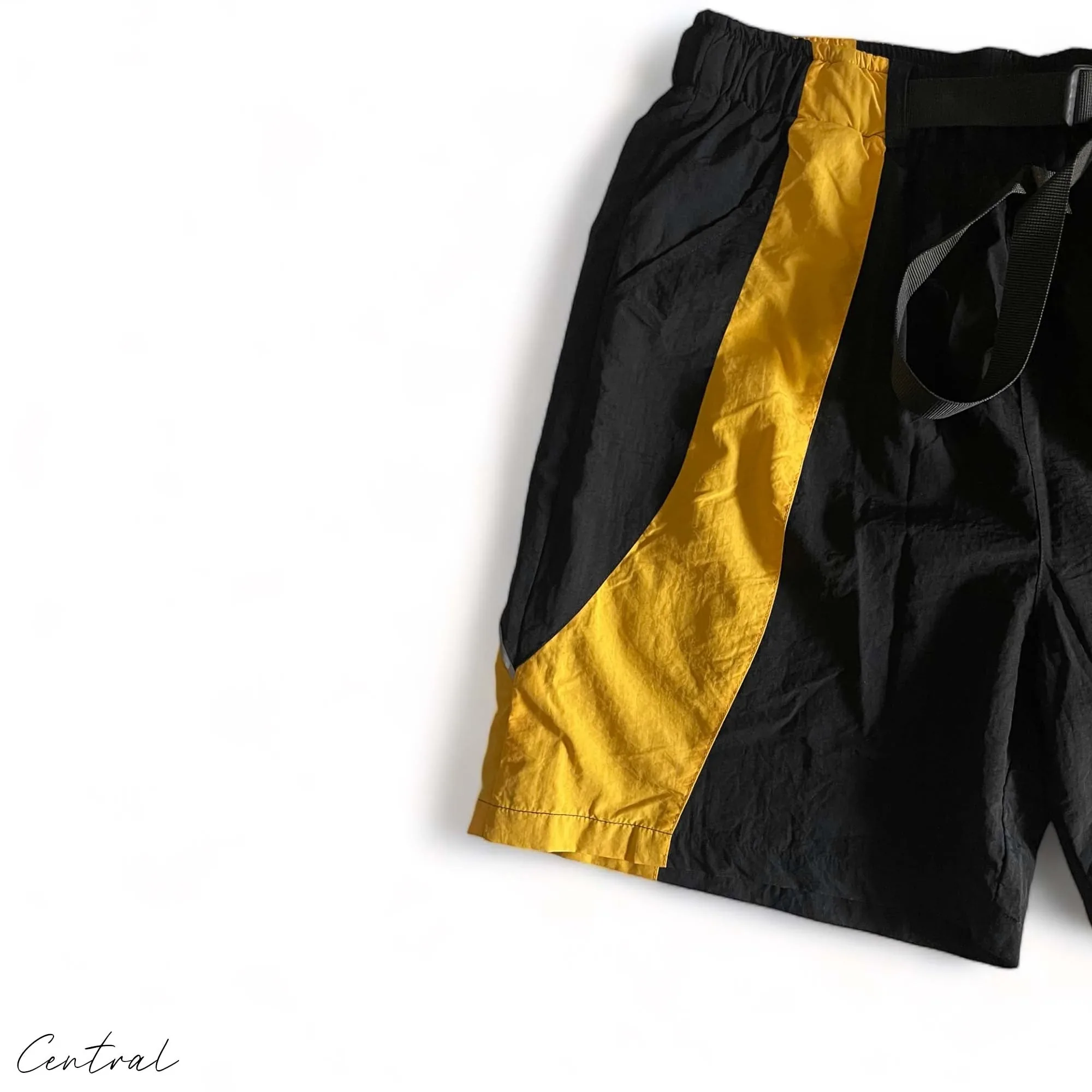Corteiz Spring Shorts Black-Yellow
