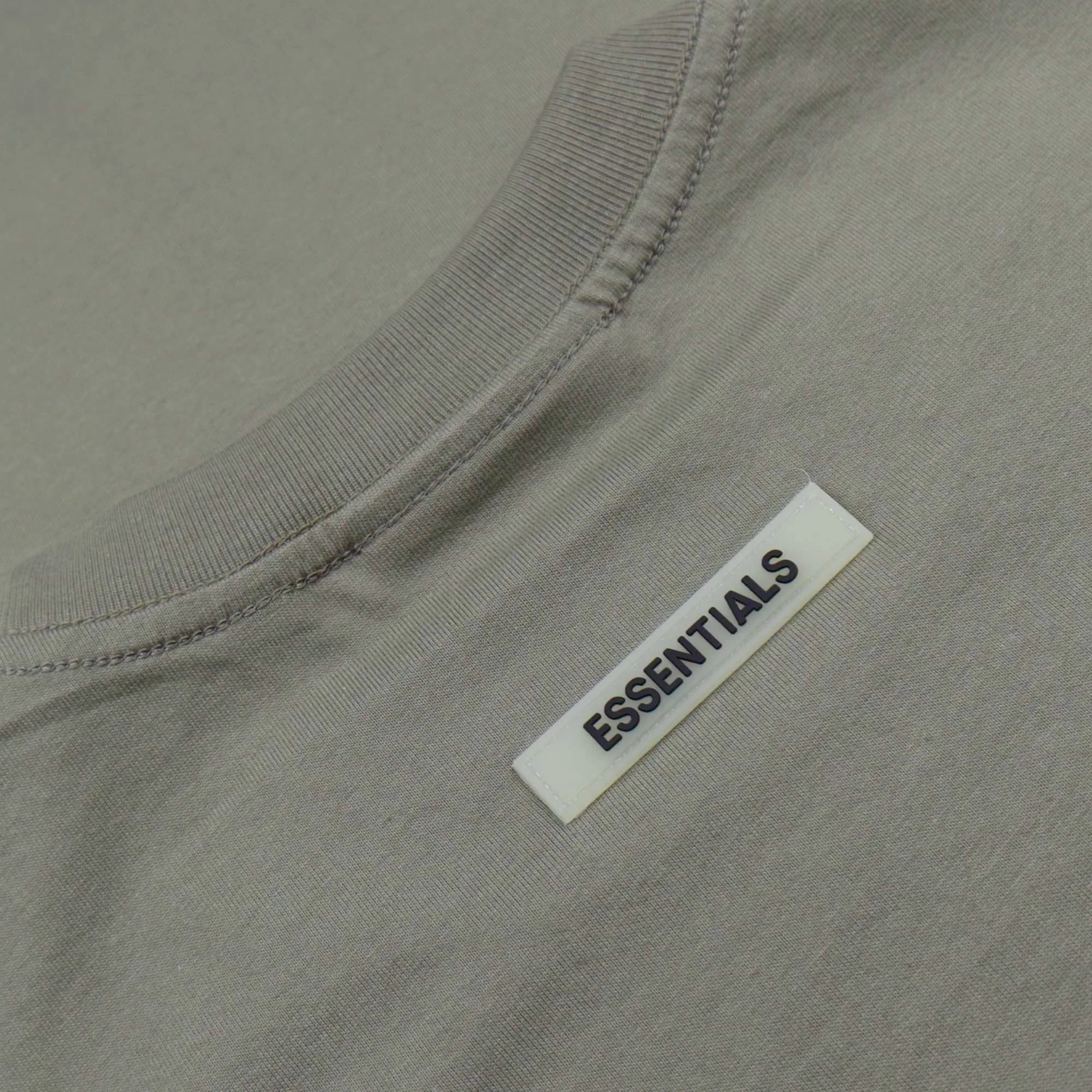 FOG ESSENTIALS T-SHIRT Olive green - OVERSIZED