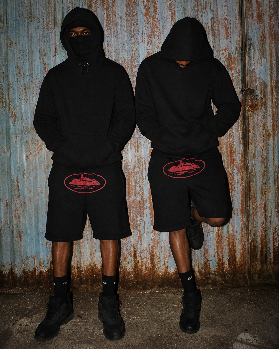 Corteiz Alcatraz Shorts Black/Red