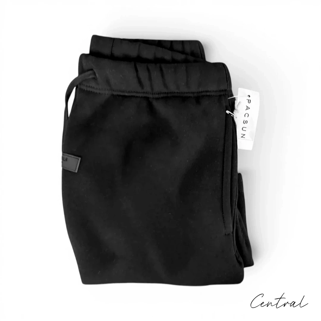 ESSSHO-BLA Essential Shorts image 3