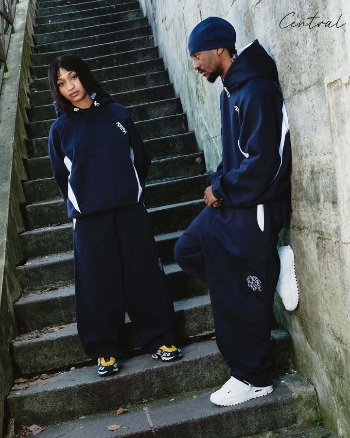 Mertra Hoodie - Navy White