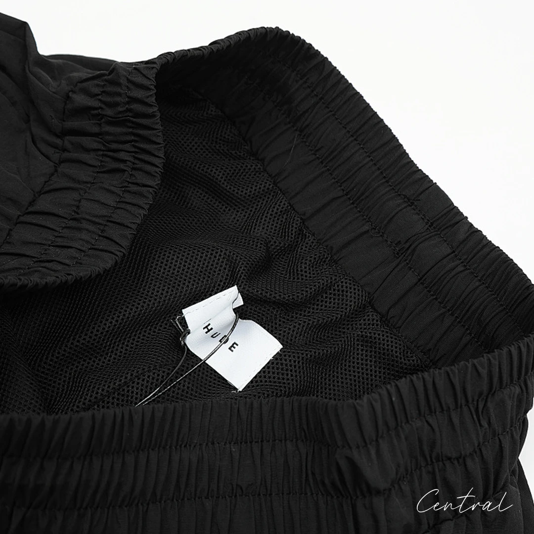 Rhude 8048 Colorblock Logo Shorts - Black / Cream