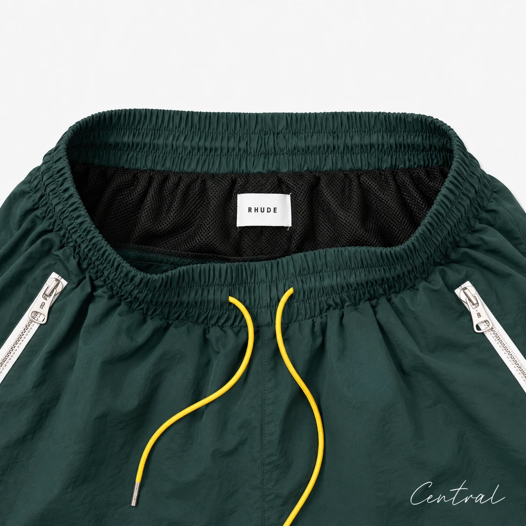 Rhude Oversized Logo Zip-Pocket Shorts - Dark Green