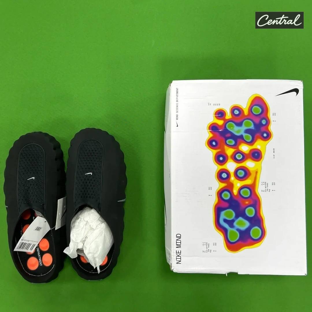 Nike Mind 001 Pregame Mules - Black