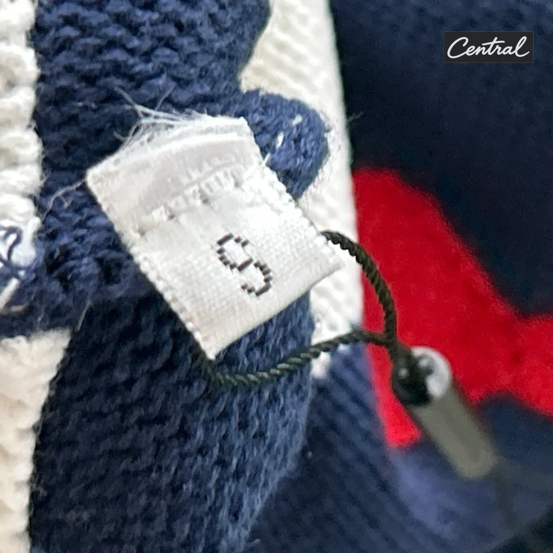 Ami Sweater - stripes