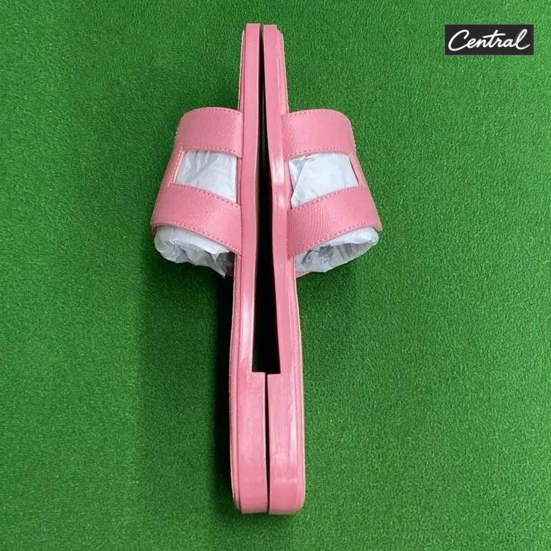Hermès Oran Sandal - milkshake powder