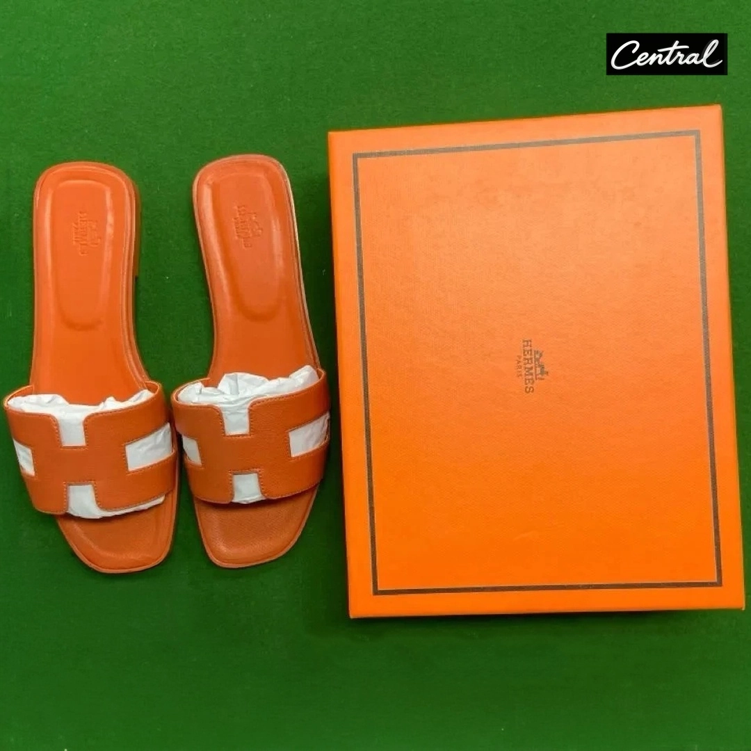 Hermès Oran Sandal - Palm print orange