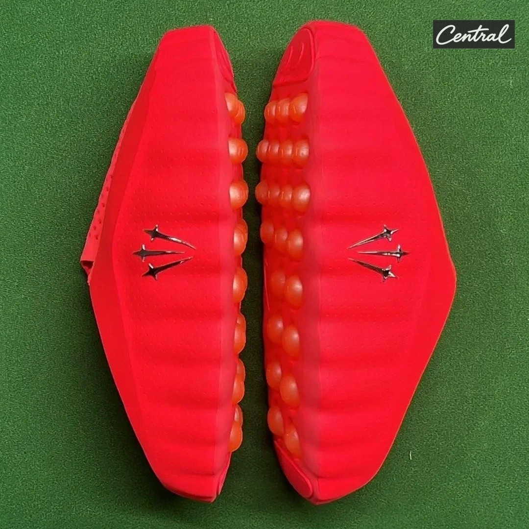 Nike Mind 001 Pregame Mules - Red orange bottom