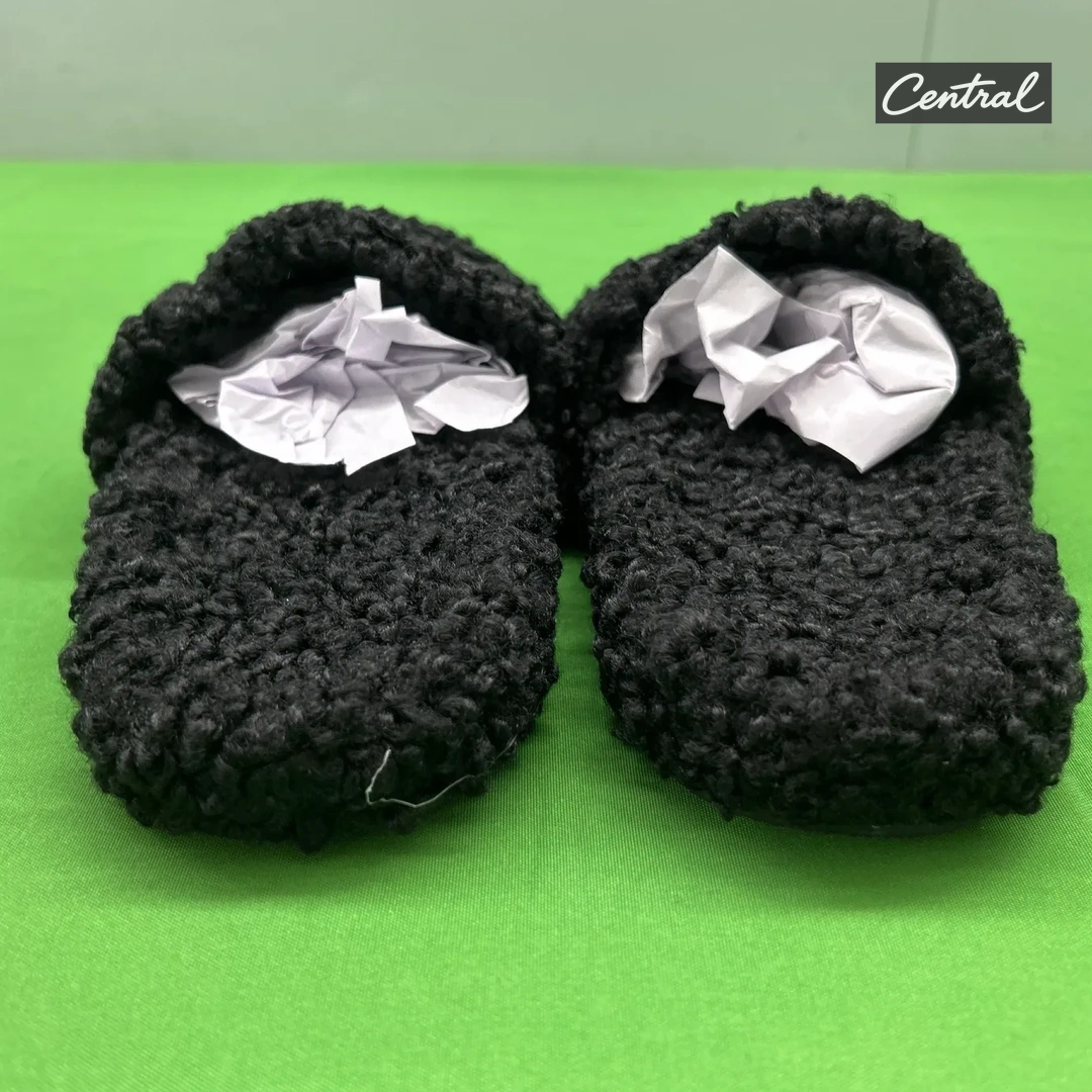 Balenciaga Slides - Black