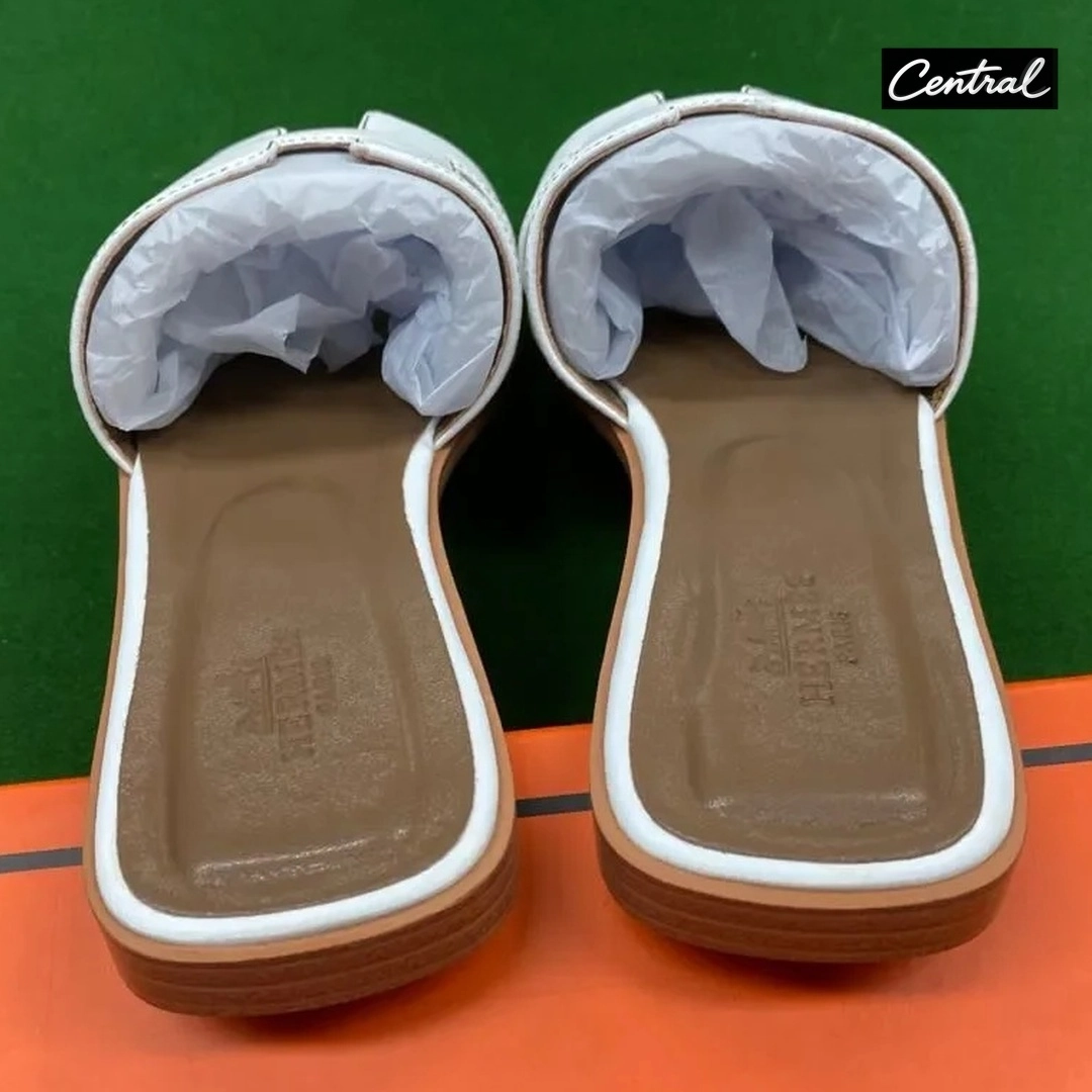 Hermès Oran Sandal - Sheep pattern classic white