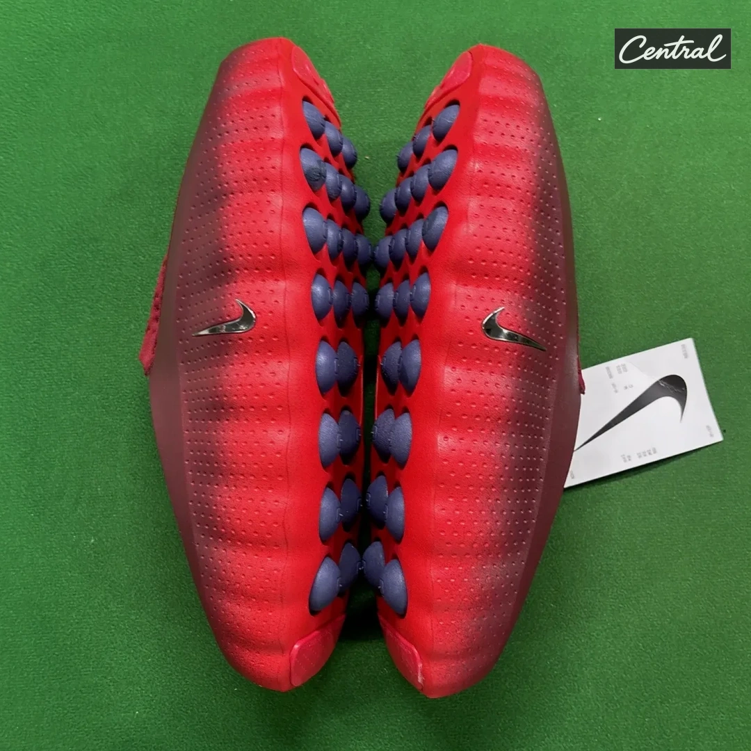 Nike Mind 001 Pregame Mules - deep red
