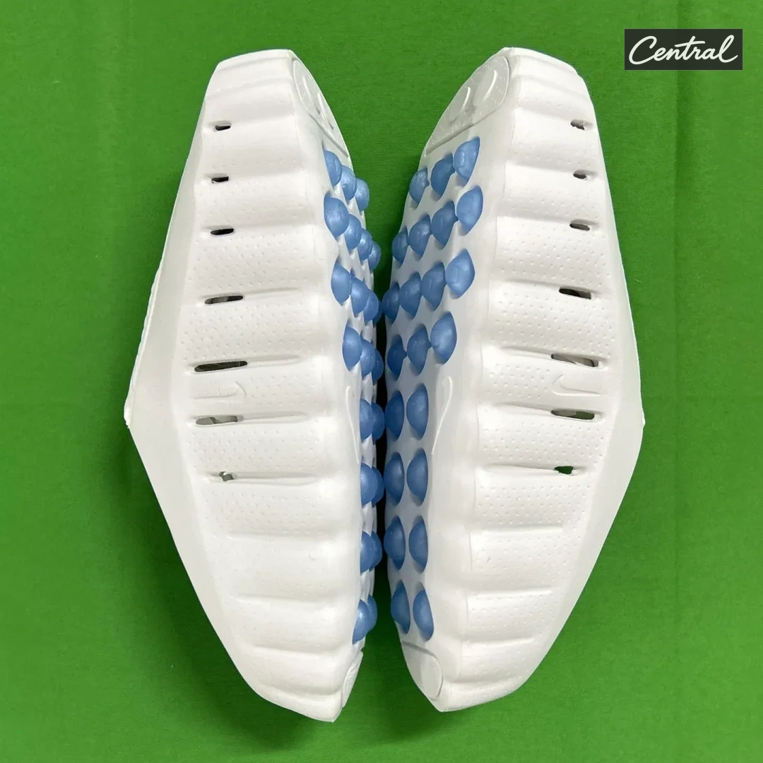 Nike Mind 001 Pregame Mules - White blue background