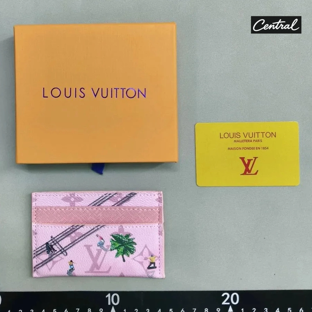 Louis Vuitton Skateboard Double Card Holder Pink