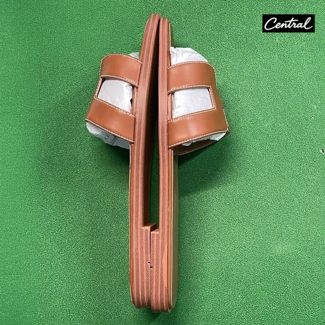 Hermès Oran Sandal - Sheep pattern classic brown